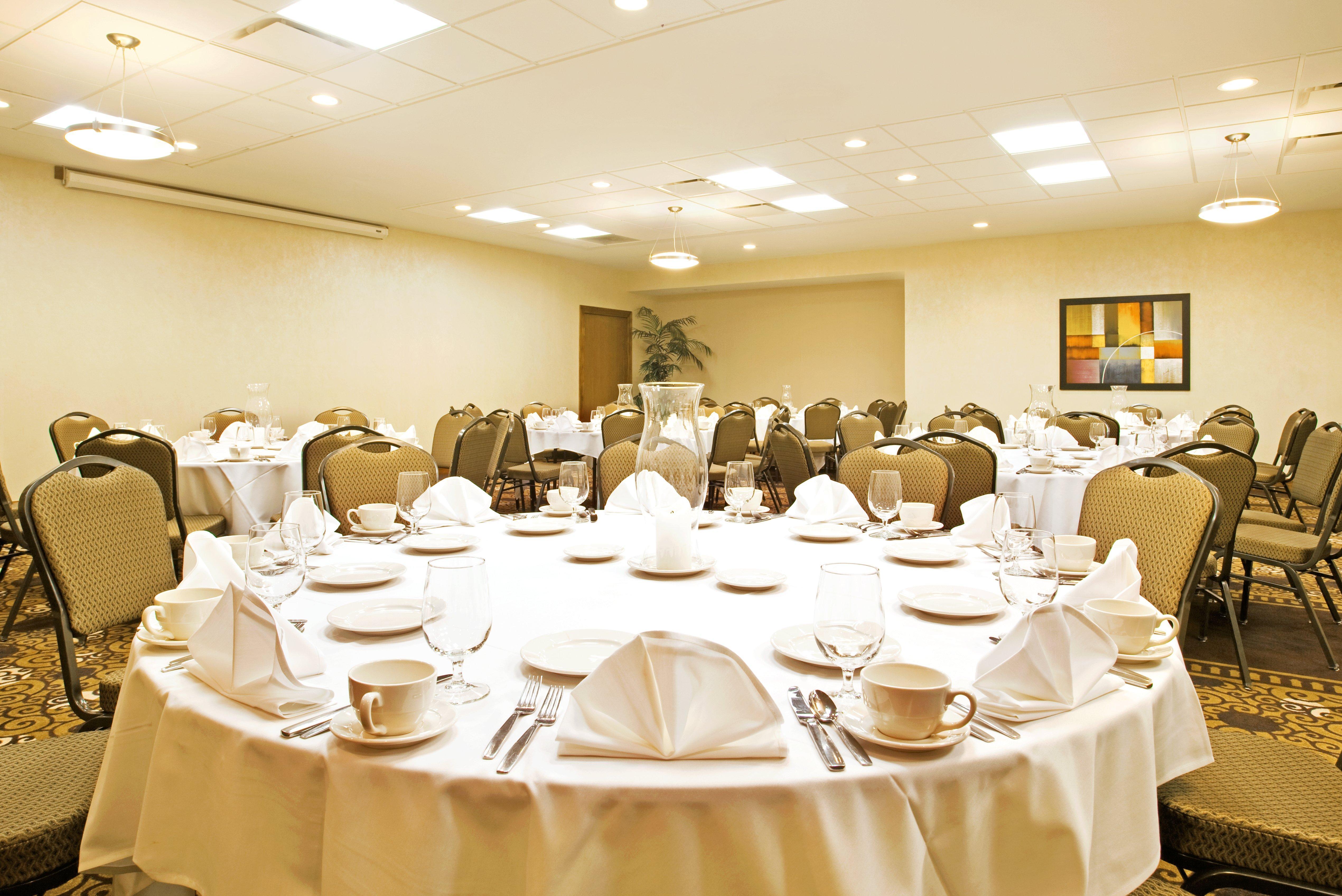 Holiday Inn Battle Creek By Ihg Exterior photo